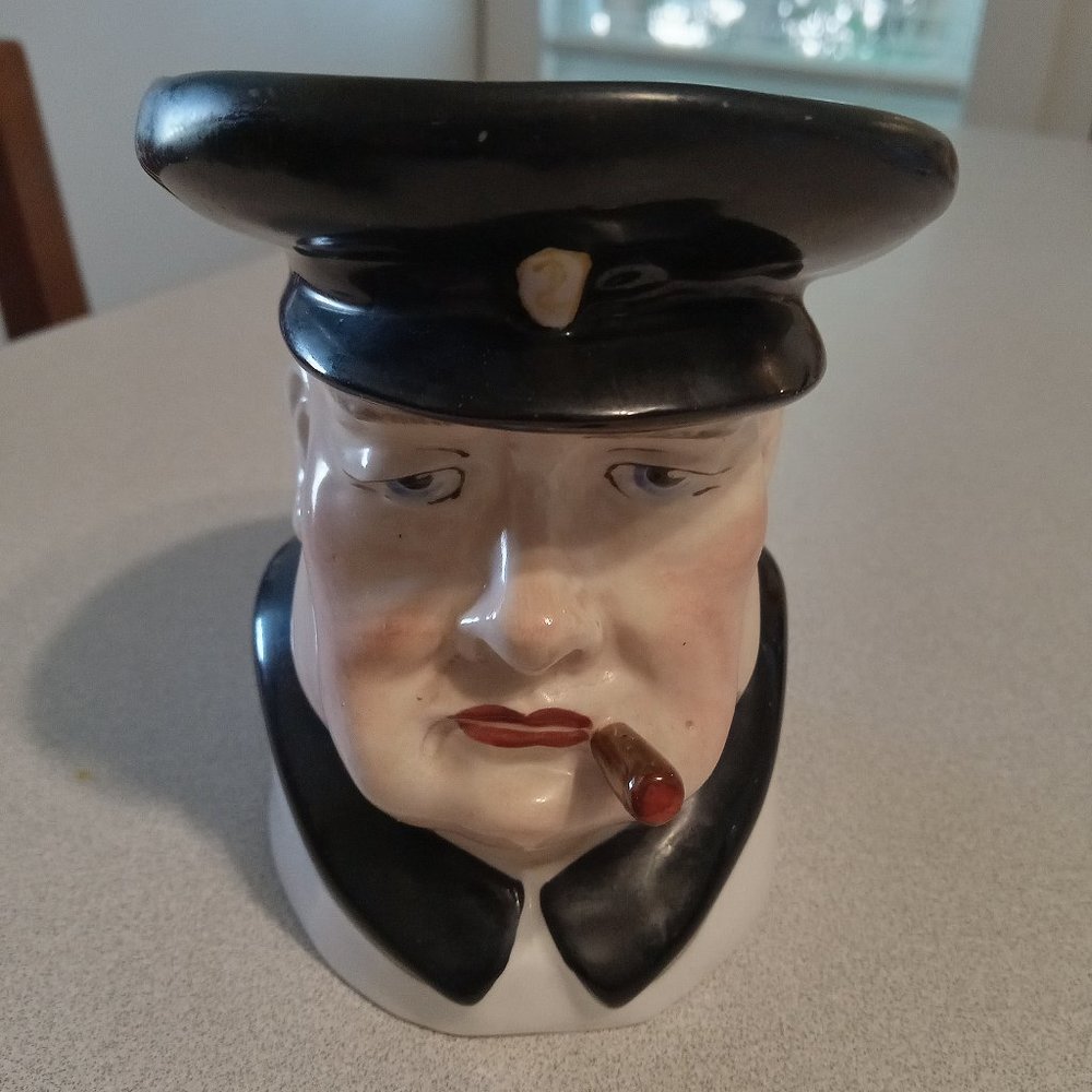 toby mug- character policeman toby mug creamer